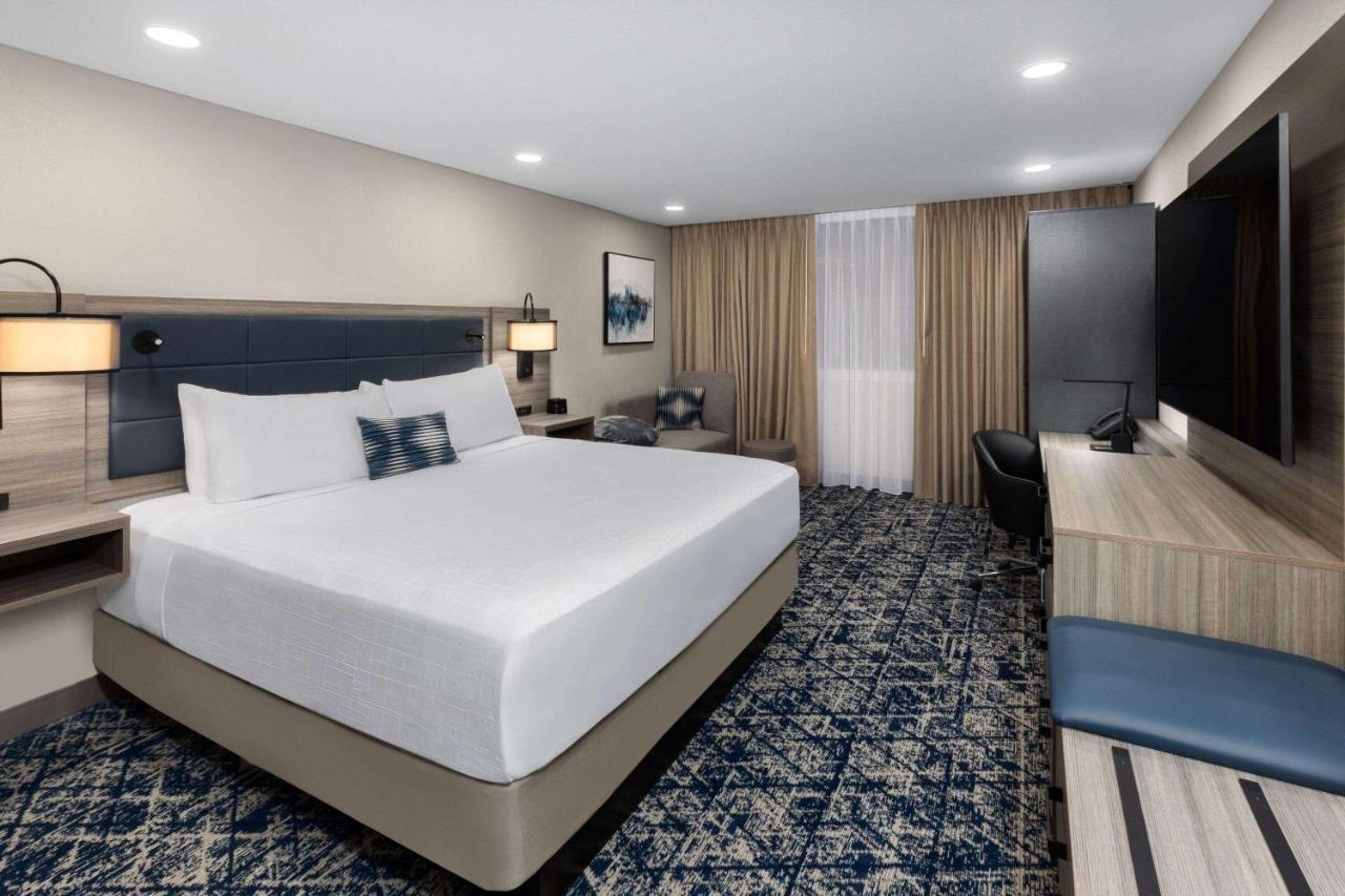Готель Wyndham Dfw Airport Ірвінг Екстер'єр фото